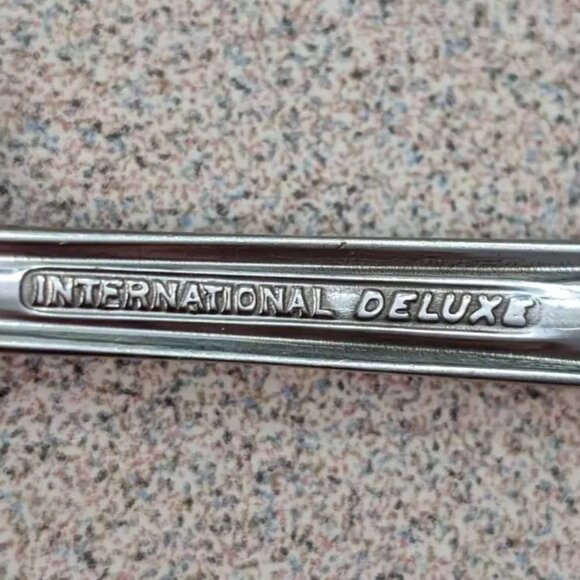 International Silver Vintage Rose Patter Teaspoons 6 piece Set - Picture 3 of 4